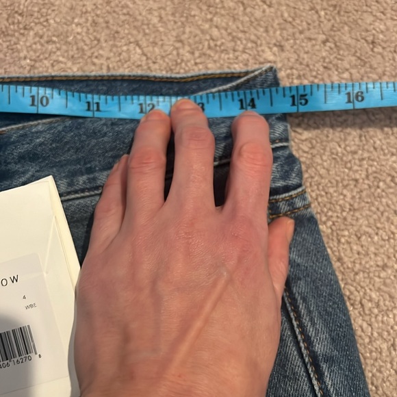 Sold NWT The Row Goldin Jeans, size 4 - Picture 10 of 14